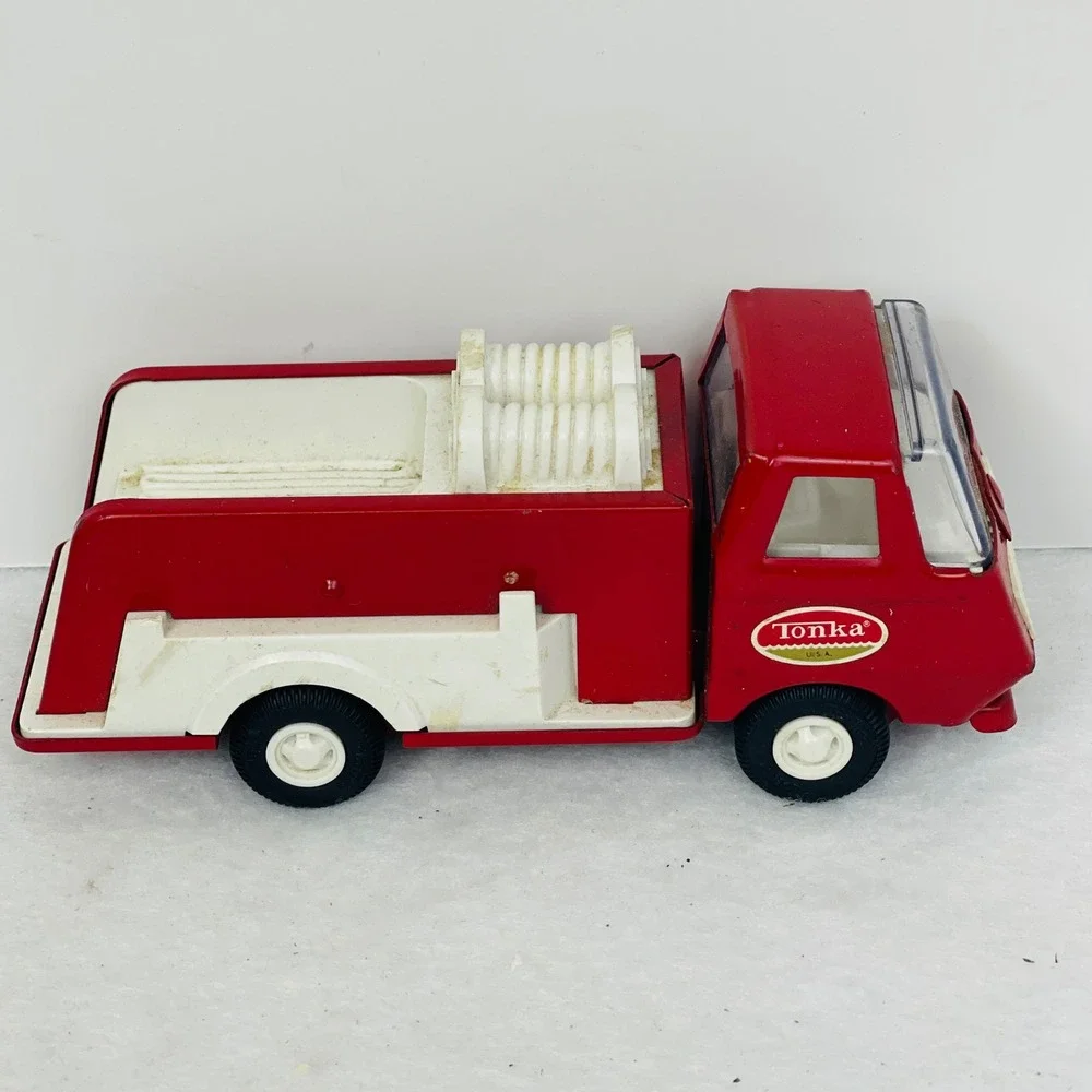 Vintage Tonka USA Pressed Steel Fire Truck Pumper Red White Toy Cabover 5 Inch